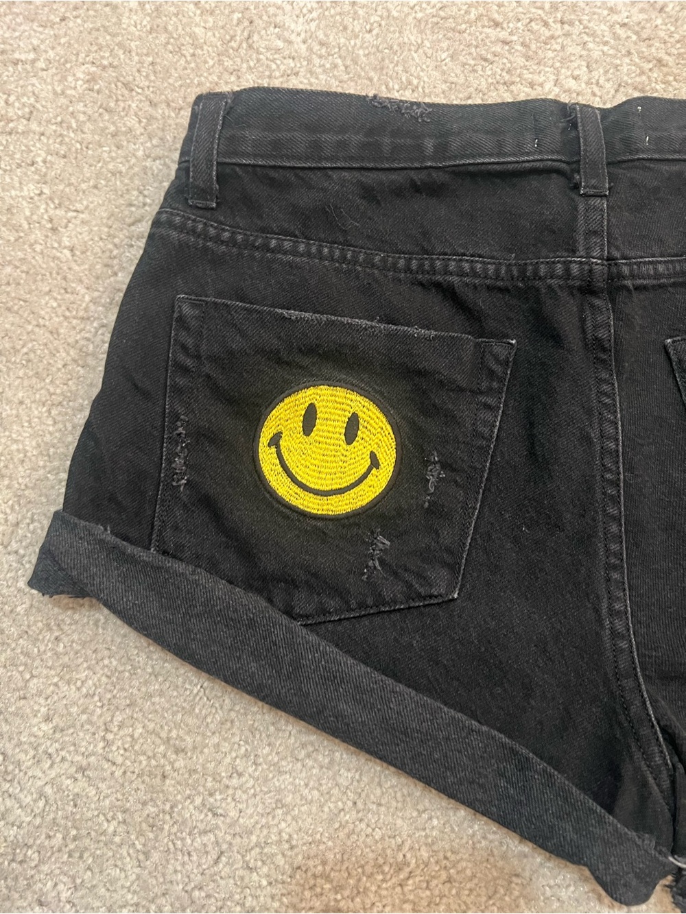 Aviator Nation Keep Smiling Mid Rise Smiley Face Jean Denim Shorts Vintage Black - Picture 12 of 13